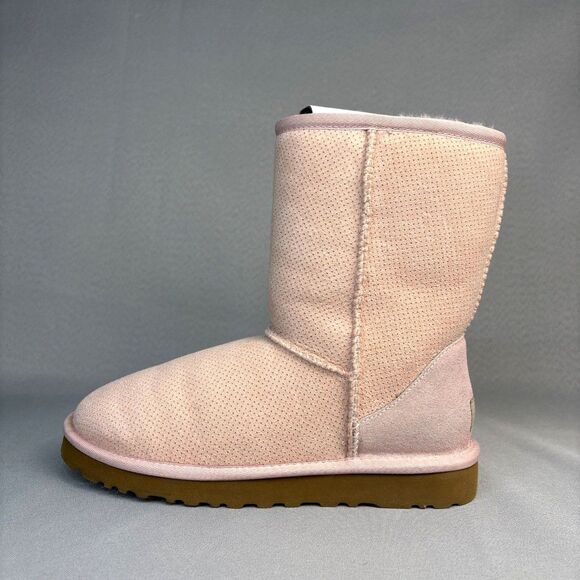 Women's UGG Boots Sz 7 Classic Short Baby Pink Perforated Boho With Box RARE! - Picture 4 of 12